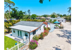 1518 STOEBER AVENUE, SARASOTA, FL 34232 - MLS#MFRA4649148