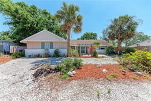 2917 ROSEWOOD PLACE, SARASOTA, FL 34239 Sold 05/19/25
