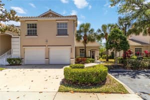 6339 Bay Cedar Ln #102, BRADENTON