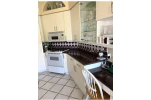 8974 GREY OAKS AVENUE, SARASOTA, FL 34238 - MLS#MFRA4649194