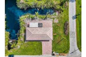 9080 Caloosa Dr, VENICE