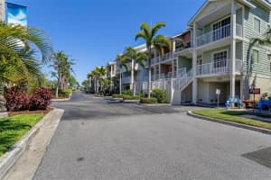 3248 MANGROVE POINT DRIVE, RUSKIN, FL 33570 - MLS#MFRA4649291