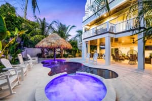 221 GRANT DRIVE, SARASOTA, FL 34236 - MLS#MFRA4649352