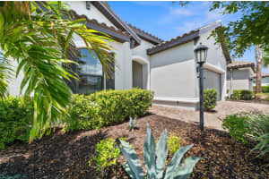 6266 MESA GLEN, BRADENTON, FL 34203 - MLS#MFRA4649425