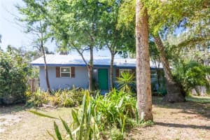 1350 40th St, SARASOTA
