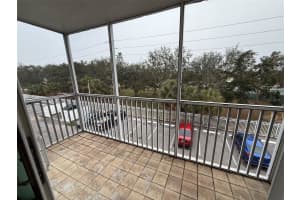 2700 COCONUT BAY LANE, SARASOTA, FL 34237 - MLS#MFRA4649469