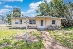 1691 LEMON BAY DRIVE, VENICE, FL 34293 Sold 05/06/25