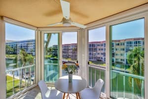 1250 PORTOFINO DRIVE, SARASOTA, FL 34242 - MLS#MFRA4649477