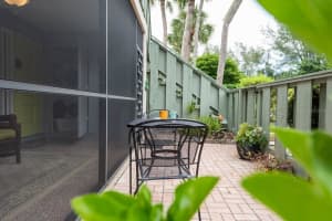 600 MANATEE AVENUE, HOLMES BEACH, FL 34217 Sold 05/15/25