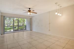 2155 WOOD STREET, SARASOTA, FL 34237 - MLS#MFRA4649525