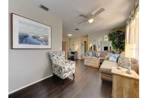 301 AVENIDA MADERA #B, SARASOTA, FL 34242 - MLS#MFRA4649548