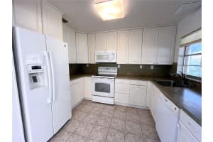 6122 BRENTWOOD AVENUE, SARASOTA, FL 34231 - MLS#MFRA4649552