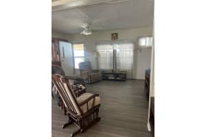 406 49TH AVENUE DRIVE, BRADENTON, FL 34207 Sold 08/15/25