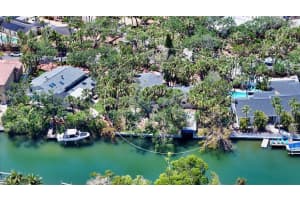 5033 OXFORD DRIVE, SARASOTA, FL 34242 - MLS#MFRA4649611