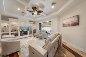 5624 AARON COURT, SARASOTA, FL 34232 - MLS#MFRA4649663