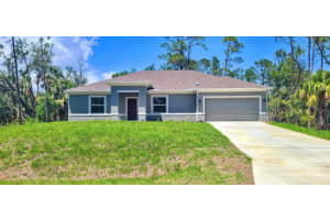 5672 Jonesboro Ave, NORTH PORT