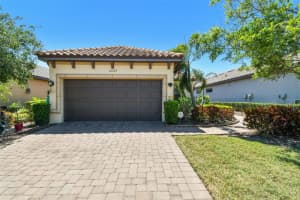 10205 Saint Francis Ter, PALMETTO