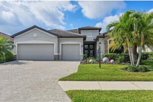 18045 Polo Trail St, LAKEWOOD RANCH
