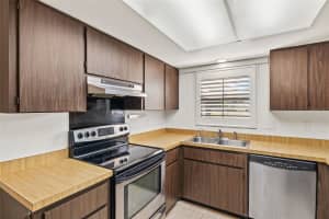 6547 SAMOA DRIVE, SARASOTA, FL 34241 Sold 08/12/25
