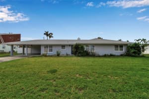 6422 Beechwood Ave, SARASOTA