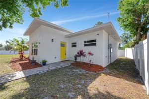 3090 6TH STREET, SARASOTA, FL 34237 Sold 07/10/25