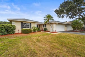 7391 COUNTRY CLUB DRIVE, SARASOTA, FL 34243 Sold 09/02/25