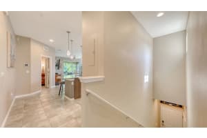 8352 ENCLAVE WAY, SARASOTA, FL 34243 Sold 06/27/25