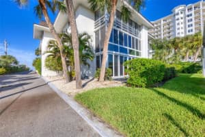 2100 BENJAMIN FRANKLIN DRIVE, SARASOTA, FL 34236 - MLS#MFRA4650275
