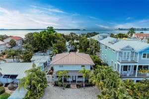 2313 Avenue B, Bradenton Beach, FL 34217, Sold 04/25/25