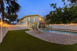 501 Key Royale Dr, HOLMES BEACH