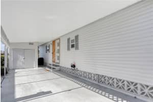 13 BUENA VISTA AVENUE, ENGLEWOOD, FL 34223 Sold 07/31/25