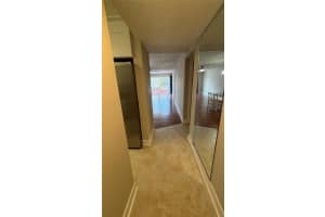 2763 WOODGATE LANE, SARASOTA, FL 34231 - MLS#MFRA4650422