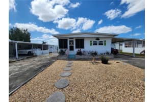 104 48TH AVENUE DRIVE, BRADENTON, FL 34207 Sold 07/21/25