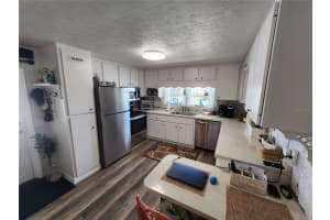 104 48TH AVENUE DRIVE, BRADENTON, FL 34207 Sold 07/21/25