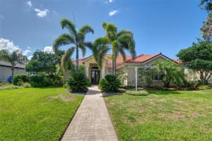 8005 ROYAL BIRKDALE CIRCLE, LAKEWOOD RANCH, FL 34202 Sold 09/19/25
