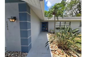 2204 34TH STREET, BRADENTON, FL 34205 Sold 08/05/25