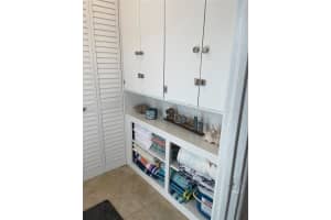 6610 MIDNIGHT PASS ROAD, SARASOTA, FL 34242 - MLS#MFRA4650501