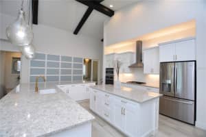 749 TAILWIND PLACE, SARASOTA, FL 34240 Sold 10/14/25