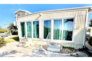 36 N Starboard Dr, VENICE
