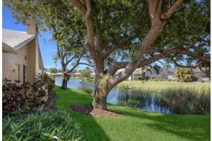 1447 GLENEAGLES DRIVE, VENICE, FL 34292 Sold 08/28/25