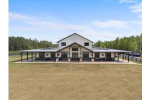 11657 Moore Rd, LAKELAND