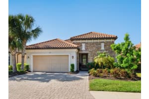 2525 VACCARO DRIVE, SARASOTA, FL 34231 Sold 08/08/25