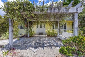 2165 LEMON AVENUE, ENGLEWOOD, FL 34223 - MLS#MFRA4650752