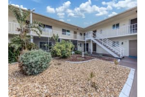 340 Base Ave E #314, VENICE