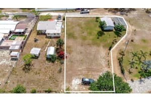 1600 OAK PARK AVENUE, AVON PARK, FL 33825 - MLS#MFRA4650813