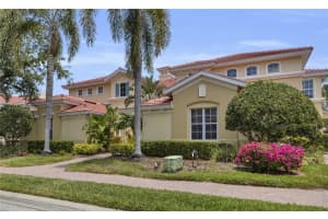 927 River Basin Ct #201c, BRADENTON