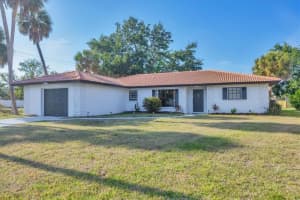 2301 CASS STREET, SARASOTA, FL 34231 Sold 08/18/25