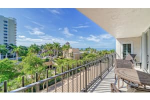 1212 BENJAMIN FRANKLIN DRIVE, SARASOTA, FL 34236 - MLS#MFRA4650866