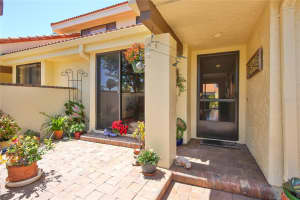 5362 HUNTINGWOOD COURT, SARASOTA, FL 34235 - MLS#MFRA4650952