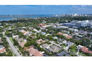 1910 DATURA STREET, SARASOTA, FL 34239 Sold 07/10/25